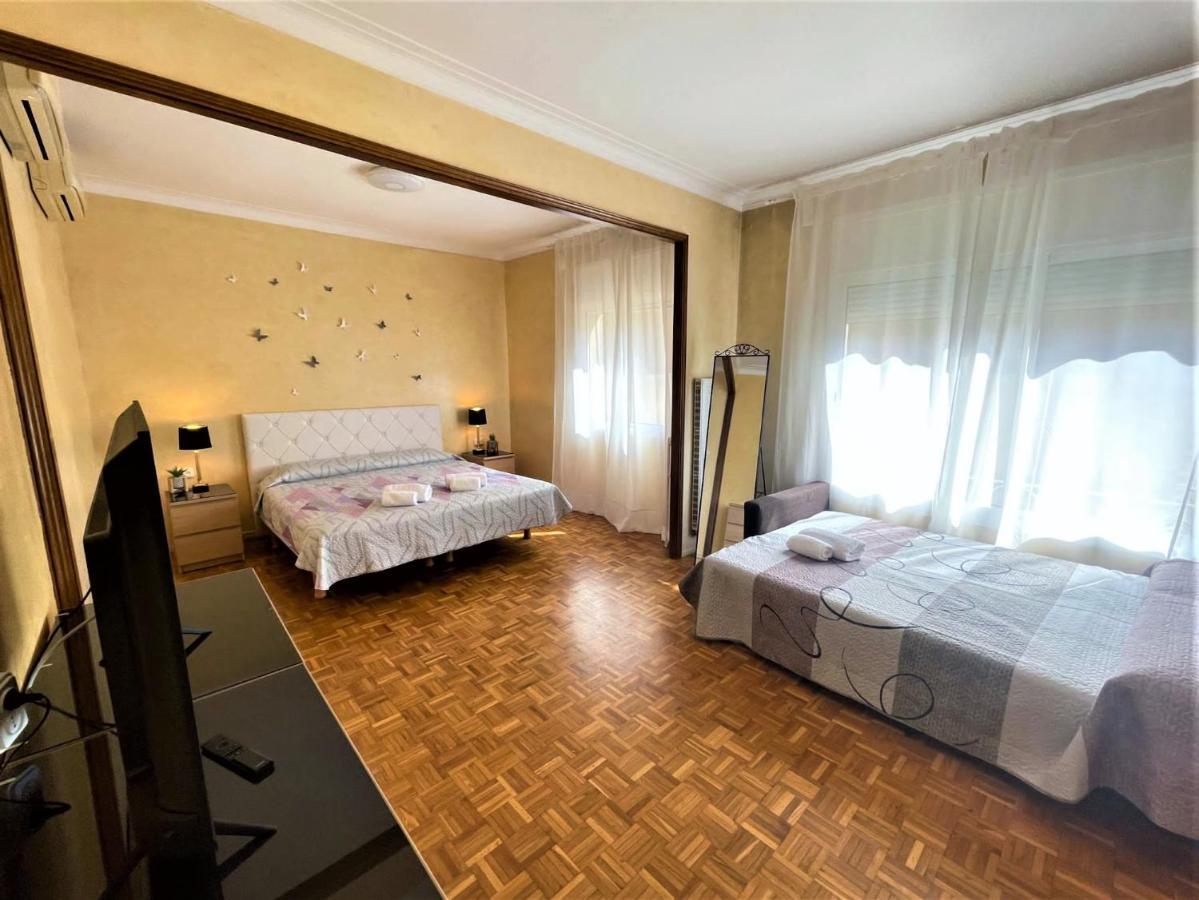Villarroel Habitaciones 巴塞罗那 外观 照片
